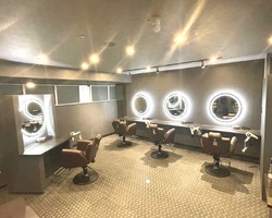 株式会社WORLD SHIP