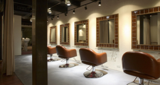 LOGICA HAIR DESIGN（ロジカ ヘア デザイン）