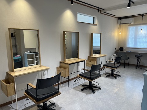 Joyeux hair design 2号店（ジョワイユ ヘアー デザイン ニゴウテン）