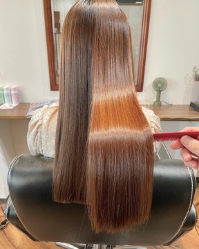 【樟葉】≪完全週休2日制≫≪社会保険完備≫≪縮毛矯正・ストレートが人気≫≪髪質改善≫≪客単価1万超え≫≪高級システムトリートメント使用≫集客抜群の為スタイリスト必見！SNSによる手当もあります！休日数も選択可能！「Albright（オルブライト）」からスタイリスト（美容師）の求人★☆