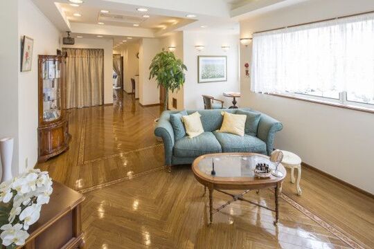 HAIR＆ESTHE Rian tokushige（ヘアーアンドエステ リアン トクシゲ）