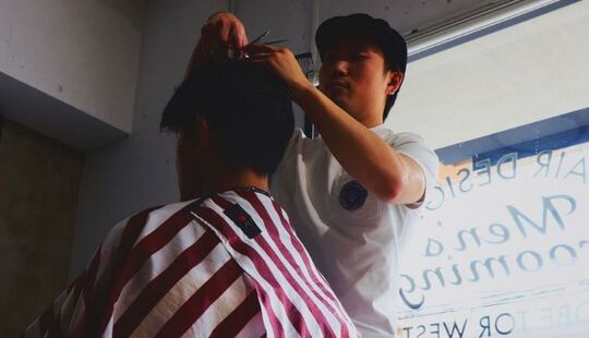 DELIGHT HAIR トアウエスト店（ディライト ヘアー トアウエストテエン）