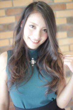 Agu hair lona 白石（アグ ヘアー ロナ シライシバイパス）