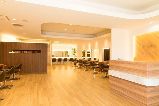 shushu 本町店（シュシュ ホンマチテン）