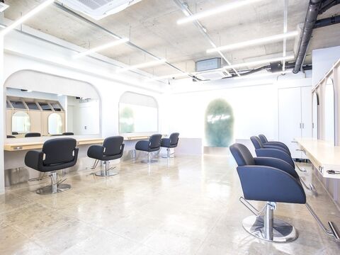 EIGHT  那覇小禄店（エイト ナハオロクテン）