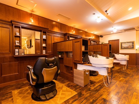 Leo barber（レオ バーバー）