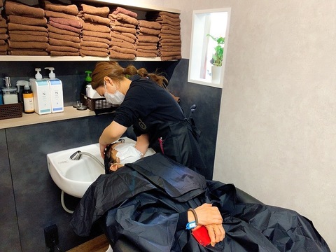 オーガニックグロスヘアカラー専門店 bherb ラピス戸塚駅前東口店（オーガニックグロスヘアカラーセンモンテン ビーハーブ ラピストツカエキマエヒガシグチテン）