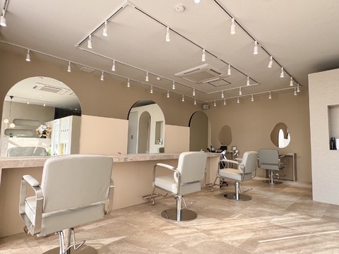 Lana hair salon津島（ラナ ヘアー サロン ツシマ）