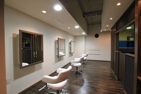 Maru hair design（マル ヘアー デザイン）