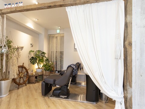 【読売ランド前】≪選べる雇用形態≫≪土日休みOK≫≪スタイリストオンリー≫≪20時までに退勤可能≫≪単価1万円以上≫大人女性から支持されている落ち着きのあるサロン！ゆったりとした施術枠を確保しています！「beauty room SEVLUS（ビューティールームセブラス）」からスタイリスト（美容師）の求人☆★