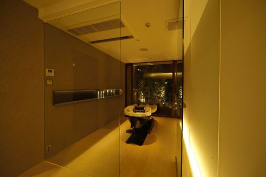 【川西能勢口】≪有給休暇あり≫≪選べる休日数≫≪月給18.5～22万円≫≪社会保険完備≫お客様に寄り添う接客を大切にしています！幅広い経験を積める人気サロン「SARAJU 川西店（サラジュカワニシテン）」からアシスタント（美容師）の求人☆★