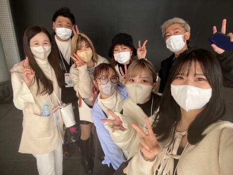 【問屋町】≪月休8～9日・月給18万円スタート・実働8時間・社会保険完備・美容室併設≫幅広い年代のお客様から愛されるサロンで働きませんか？子育て中の方・ブランクがある方も大歓迎！ヘア・アイラッシュ・ネイルのメニューを提供するトータルビューティーサロン「Hair Make Duul East（ヘアーメイクデュールイースト）」からアイリスト（まつげエクステ・まつげパーマ）の求人☆★☆