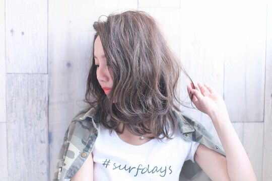 【塚本】≪日曜休みあり♪≫地域のお客様から人気のサロン！スタッフ同士仲が良く、とってもアットホームな雰囲気です！“Arianna Hair Lagoon（アリアンナヘアーラグーン）”からアシスタント（美容師）の求人★☆