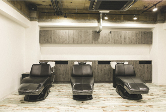 【門前仲町】◆有給休暇あり・着付けも学べる環境・月8日休み◆売上に応じて歩合の還元率がアップ！他店舗との交流もあるためとても人間関係を重視したい方にオススメ！「LINONA porte（リノナポルト）」からスタイリスト（美容師）の求人☆★