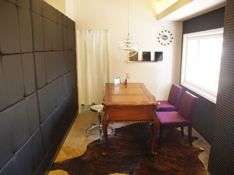 【三国ケ丘】≪完全週休2日≫≪平均19時退勤≫ヘアケアに特化、大人女性ターゲットの高単価サロン！落ち着いた雰囲気のサロンで活躍してみませんか？「ZelCova（ゼルコバ）」からスタイリスト（美容師）の求人☆★