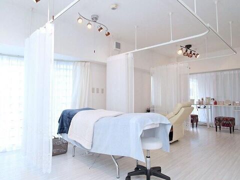 【JR和歌山駅】≪経験者の方に朗報≫希望休8日OK≪社会保険完備≫アットホームな個人サロンです！”Gentil（ジャンティ）”からアイリスト（アイデザイナー・まつ毛エクステ）の求人★☆★