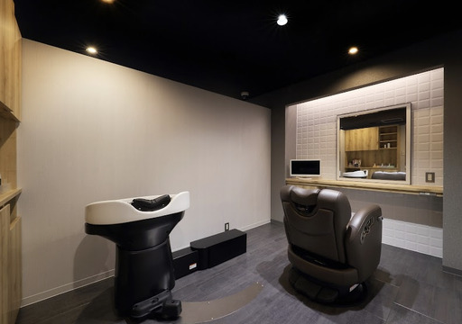 【郡山富田駅】≪完全週休2日制≫≪実働8時間≫≪社会保険完備≫≪時短社員やパート制度もあり≫全席個室でのエイジングケアや髪質改善が大人気！マンツーマン制での高単価サロン！「kamiken. galleria（カミケンガレリア）」からスタイリスト（美容師）の求人☆★☆