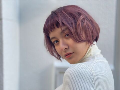 【千里山】≪社会保険完備≫≪完全週休2日制≫≪平均月給30万円≫≪正社員・パート・業務委託から選べる！≫月給60万円のスタッフ在籍！有給も完全消化なのでプライベートも充実できます！女性が働きやすいサロン「coni（コニー）」からスタイリスト（美容師）の求人☆☆