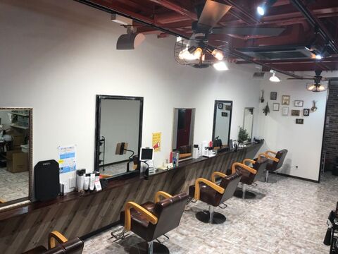 【藤井寺駅前】≪顧客お持ちの方限定・面貸し募集≫≪売上75％還元≫≪完全自由出勤≫≪価格設定自由≫藤井寺駅前のプライベートサロンの1席をレンタルします！自身の顧客を担当し高い報酬を獲得出来るサロン「Matilda hair private（マチルダヘアプライベート）」からスタイリスト（美容師）の求人☆★