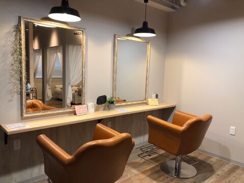 【蒲生四丁目】≪営業時間内レッスンOK≫≪月8,9日休み≫≪アイラッシュも学べる≫目指すは皆が気軽に入れる地域No.1！カラーとケアにこだわるアットホームなサロンです。チームワークもバッチリ！！一緒に頑張りましょう「desir beaux（デジーヴュー）」からアシスタント（美容師）の求人☆☆