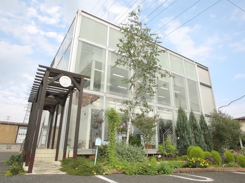 【西那須野】≪営業時間19時まで・社会保険完備・実働8時間・社会保険完備・住宅手当あり・土日休みOK≫ネイルと接客が好きな方大歓迎！地域の人から愛されているトータルビューティーサロン「Sky flower（スカイフラワー）」からネイリスト（ネイル）の求人☆☆