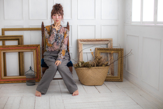 【守口市】≪月給最低35万円保証あり≫≪時給1300円≫≪月8日休み≫≪土日休みOK≫頭浸浴やヘッドスパのメニューが人気なので興味のある方にもオススメ！ハイクオリティ且つリーズナブルな価格でお客様から愛され続けるDoigt de fee！「Doigt de fee Regalo（ドゥワドフェレガロ）」からスタイリスト（美容師）の求人☆★☆