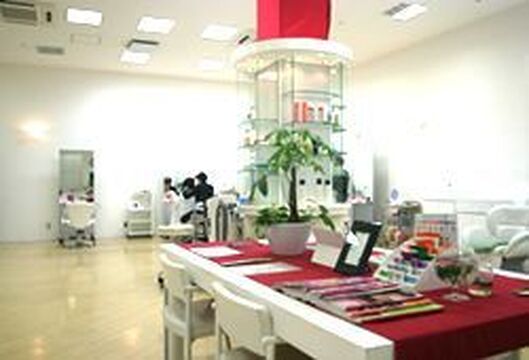 【ゆめタウン八女】《社会保険完備》地元密着型サロンMARIAGE（マリアージュ）☆新しく生まれ変わるMISESUグループを一緒に創っていってくれる方、大募集!!スタイリスト（美容師）の求人★☆★