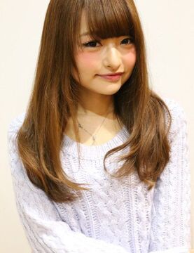 【博多駅】◆有休制度あり◆キッズスペースを完備するなどファミリーで来店される方も多く居心地の良い空間だと大人気！！レッスンも臨機応変に行えるので時間を有効に使えます！！ヘアサロン「Glitter(グリッター)」からアシスタント（美容師）の求人☆★☆