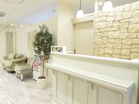 【山陽姫路】≪社会保険完備≫≪髪型・ネイル自由≫≪土日休み可能≫≪経験に応じて給与査定OK≫≪有休・年末年始休暇あり≫バリバリ稼いでいきたい方におすすめ！痛ネイルやスカルプもあるので様々な技術ができますよ！「la sincerite（ラサンセリテ）」からネイリスト（ネイル）の求人☆☆