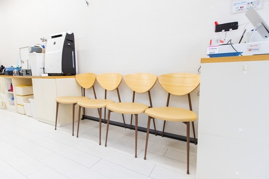 【横堤】≪休日選択可能≫≪社会保険完備≫努力した分、しっかり評価をしてもらえるサロンです！長く活躍できるサロンで一緒に頑張りましょう！！BB STYLE 鶴見店（ビービースタイルツルミテン）から理容師（見習い・中習・技術者）の求人☆★