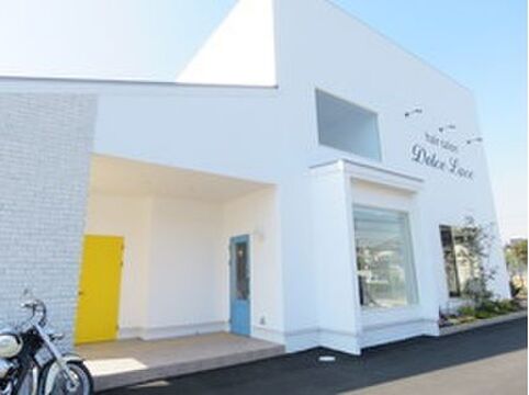 【はりま勝原】≪月給22万円スタート≫≪社会保険完備≫≪月8.9日休み≫≪なんと日曜休みあり≫カラー塗布出来れば月給20万円！働きやすい条件が揃ったアットホームサロン！自分のペースで学べて強制無、無理なくスタイリストデビューを目指せますよ「DOLCE LUCE（ドルチェルーチェ）」からアシスタント（美容師）の求人★☆