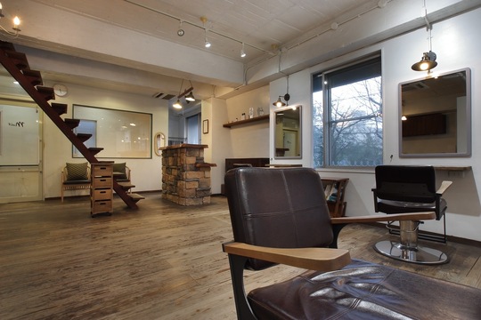 【千里山】≪週休2日制、週休3日もOK≫≪社会保険完備≫≪マンツーマン／12000円の高単価で無理なく稼げます≫手荒れに悩んでいても、技術に自信がなくても誰でも活躍できるサロン！土日もお休みが取れるからプライベートも我慢しなくてOK！ヘナ専門店だからシンプルメニューの少人数制プライベートサロン！「ヘナ専門店 Maif（ヘナセンモンテンマイフ」からスタイリスト・カラーリスト（美容師）の求人☆★☆