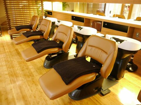 【みらい平】≪産休育休実績あり≫≪社会保険完備≫≪完全週休2日制≫働きやすさ重視！プライベートと両立しながら働ける環境！「idea みらい平店（イデアミライダイラテン）」からスタイリスト（美容師）の求人★☆