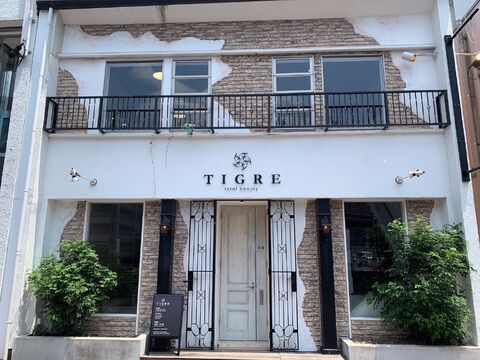 【通町筋駅】≪離職率5％以下・平均月収40万円～・最低保障給あり・20代のお客様が多い・入客チャンスあり・業務委託or正社員の選択OK・インボイス対策済≫平均売上月100万以上のスタッフも在籍！土日祝のお休みも相談可能なので働きやすさバッチリ！！自分の時間を大切にできて長くお仕事できるヘアサロン「TIGRE kamitori（ティグルカミトオリ）」からスタイリスト（美容師）の求人☆★☆