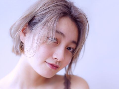 【梅田】≪土日休みOK≫≪売上の50〜60%還元≫自由出勤なので旅行も行きやすい！保証制度もあり！集客もあるので、稼ぎながらプライベートも充実させられますよ。月30万以上稼ぐ方も多数！「D-salon 梅田店（ディーサロンウメダテン）」からスタイリスト（美容師）の求人☆★