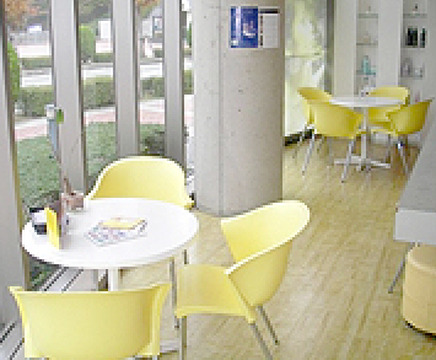 【南ウッディタウン駅】◇◆入客チャンスが多い◆◇会社内での楽しいイベントも盛りだくさん★キッズスペース完備で幅広い年齢層のお客様に愛されるedgeグループからスタイリスト・Jr.スタイリスト（美容師）の求人☆★