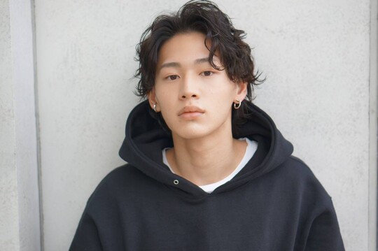 【本町通り】≪休日数は選択制≫≪土日休みOK≫≪社会保険完備≫≪個室&フラットシャンプー≫メンズスタイルやアイブロウを発信していきます！「hair&mens eyebrow W 和歌山店（ヘアアンドメンズアイブロウダブルワカヤマ）」からアシスタント（美容師）の求人☆★☆