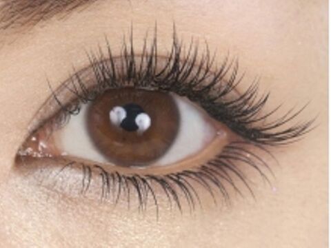 【JR吹田】早い日には19時退社・有給休暇あり！頑張った分はしっかり歩合で還元します！”Fuente（フェンテ）”からアイリスト（アイデザイナー・まつ毛エクステ）の求人★☆★