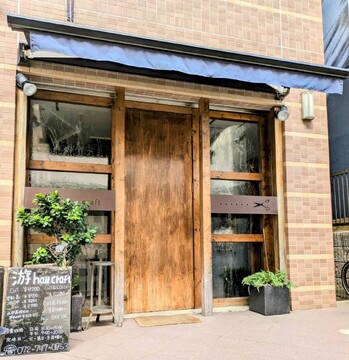 【阪急伊丹】≪スタイリスト月給35万円〜≫≪完全週休2日≫≪平均20時退勤≫≪残業手当あり≫≪アシスタント業務のみでもOK≫フェードからサラリーマンスタイルまでお任せ！しっかりお客様に関われる地域密着のメンズサロン「游 hair craft（ユウヘアクラフト）」から理容師（理容室）の求人☆★