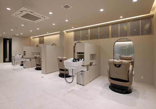 【茶屋町】≪産休育休実績ありで女性が働きやすい環境≫≪正社員と業務委託を選択OK≫≪マンツーマン&高単価≫≪全席個室&最新設備≫デザインカラー&髪質改善メニューを展開しお客様に居心地の良いサロンを作り上げます！難波店も同時オープン！「THINK SHOP 梅田店（シンクショップウメダテン）」からスタイリスト（美容師）の求人☆★