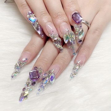 【横浜駅】≪実働8時間≫≪土日休みOK≫≪有給休暇あり≫痛ネイル＆スカルプが大人気のサロン！ゆったりとした施術時間で、お客様の理想のネイルを叶えます！未経験からでも素敵なネイリストを目指せるサロン「sugar plum（シュガープラム）」からネイリスト（ネイル）の求人☆☆