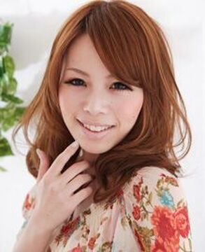 【天神橋】目指すは”大阪No.1サロン”！接客重視、お互い刺激し合って、夢を持って成長していける環境です！社会保険完備＆週休2日♪「float天神橋店（フロートテンジンバシテン）」からアシスタント（美容師）の求人です☆★☆