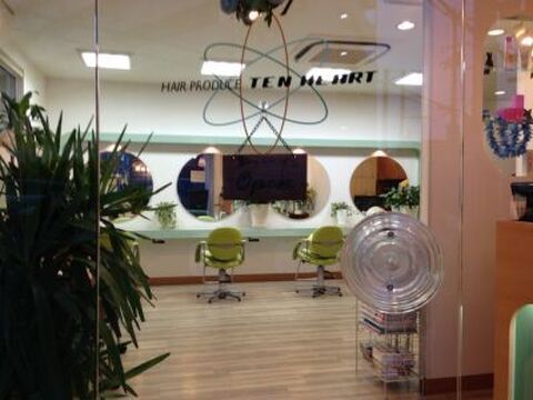 【喜連瓜破】日曜定休が月2回で、レッスンの無い日の平均退社時間は18時★プライベートも充実させて、美容師ライフを楽しみましょう♪理容師免許をお持ちの方でも大歓迎！！スタッフさん同士が家族のように暖かいサロンTEN HEART (テンハート)からアシスタント(美容師)の求人★☆