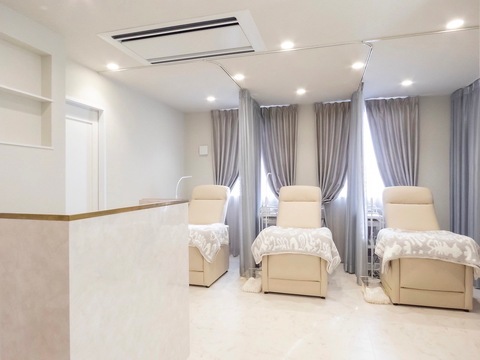 【池田駅】≪週3日、1日5時間～OK≫≪最低保障給あり≫≪髪色ネイル自由≫≪土日休み月2回までOK≫しっかりカウンセリングがしたい方にオススメ！ゆったりした居心地のいいサロンです！「salon de denphal（サロンドデンファレ）」からアイリスト（まつげエクステ・まつげパーマ）の求人☆☆