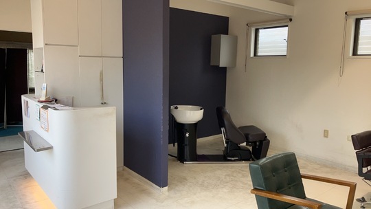 【尾張一宮】≪幹部候補歓迎≫≪土日休み可能≫≪19時で営業終了≫地域に根付いたサロンで幅広い技術提供が可能！幹部として活躍できるチャンスがあるので、今までの経験を活かしながらもステップアップができます！「Muller（ミュラー）」からスタイリスト（美容師）の求人★☆