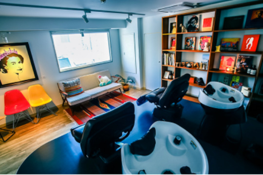 【元町】≪面貸しは最大90％還元！≫≪マンツーマン施術≫≪完全週休2日≫正社員・パート・面貸しから選択OK！独立願望のある方にもオススメの高単価ヘアサロン！「TIERRA（ティエーラ）」よりスタイリスト（美容師）の求人☆★