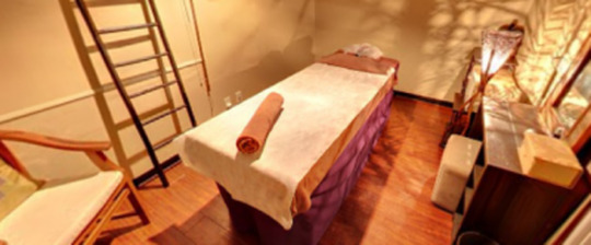 【梅田】≪社会保険完備≫≫≪月8日休み≫≪育休・産休制度あり≫など待遇面もしっかり◎《各メディアから取材多数！》日本初の本格ヘッドスパ専門店で、高いヘッドケア・マッサージ技術を身に付けて、ワンランク上の感動ヘッドスパ体験を提供し、他では身に付けられない技術力・接客力を共に学んでいきませんか “wayanpuri 梅田店（ワヤンプリウメダテン）”からスパニストの求人☆☆