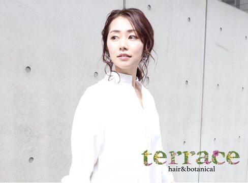 【姪浜駅】《高額収入可能》完全歩合制（フリー40％／指名50％還元）勤務スタイルは正社員でもOK！月30万円以上や週休2日制など働き方を選べる時代！！「terrace hair & botanical 姪浜（テラスヘアーアンドボタニカルメイノハマ）」からスタイリスト（美容師）の求人★☆