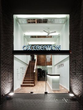 【伏見桃山】≪完全週休2日制≫≪社会保険完備≫≪誕生日休暇あり≫≪20時に退勤可能≫平均客単価12000円程の高単価髪質改善特化サロン！パートのママさん美容師も歓迎！長く働ける環境があり、楽しく仕事ができます！スタイリストでもスキルアップできる環境があるので、キャリアアップしたい方は必見で！「OX CREATION 桃山（オックスクリエーションモモヤマ）」からスタイリスト（美容師）の求人☆★☆