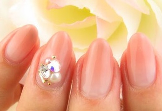 【博多駅】≪トータルビューティーサロン≫ネイル・まつエク・着付け・ヘアセットがメニューにあるので幅広い技術が学べます！女の子をかわいく変身させちゃう「Macaron 博多店（マカロンハカタテン）」からアイデザイナー（アイラッシュ・まつ毛エクステ）の求人☆☆